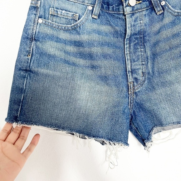 BDG URBAN OUTFITTERS BOYFRIEND LOW RISE WOMEN SIZE 27 DENIM CUT OFF SHORTS NEW - Picture 3 of 5